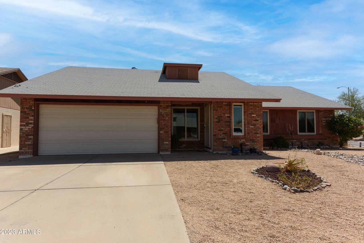 8207 N 103 Dr., Peoria, AZ 85345