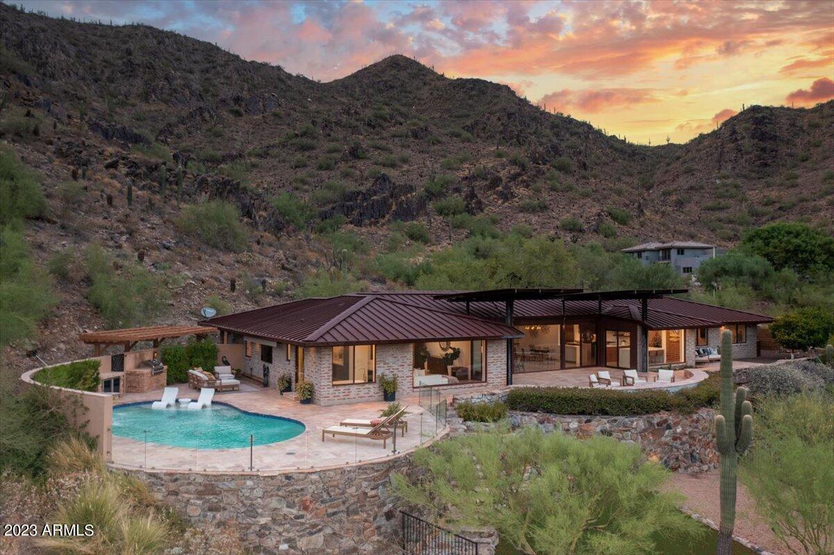 7624 N Mountain View Pass, Paradise Valley, AZ 85253