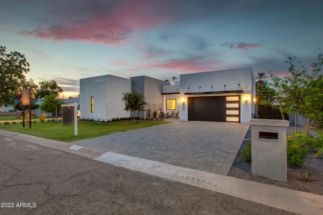 4022 E Pinchot Ave., Phoenix, AZ 85018