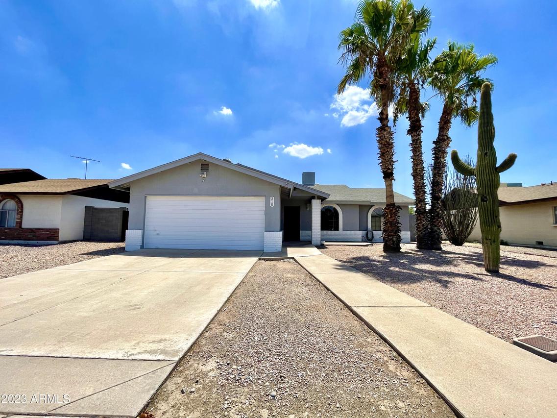 215 W Villa Maria Dr., Phoenix, AZ 85023