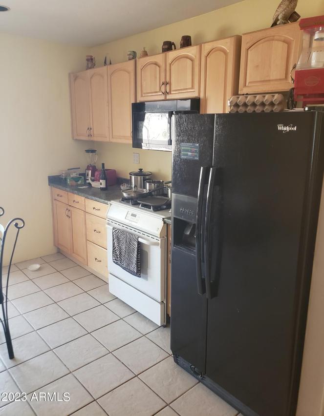 9059 N 2nd Dr., Phoenix, AZ 85021