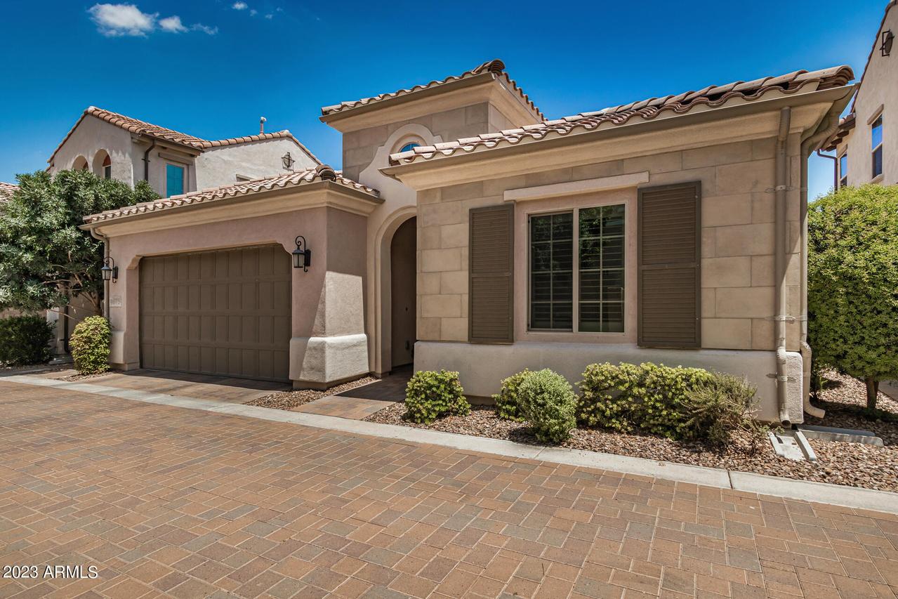 4075 S Pecan Dr., Chandler, AZ 85248