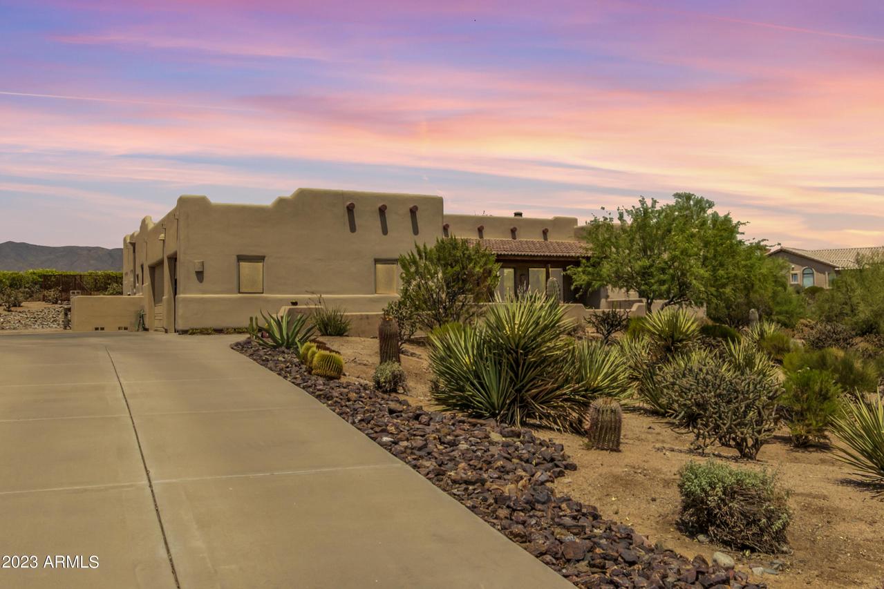 9504 E Romping Rd., Carefree, AZ 85377