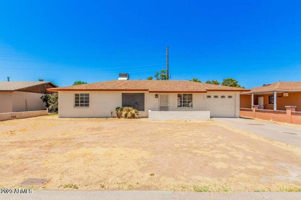 3232 W Sells Dr., Phoenix, AZ 85017