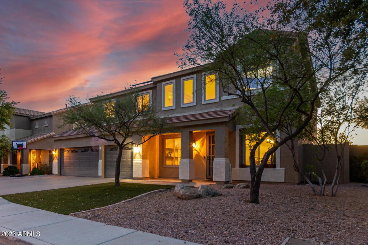 7456 W Honeysuckle Dr., Peoria, AZ 85383