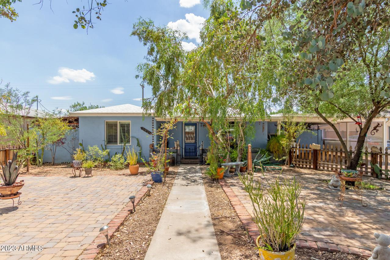 2921 E Mulberry Dr., Phoenix, AZ 85016