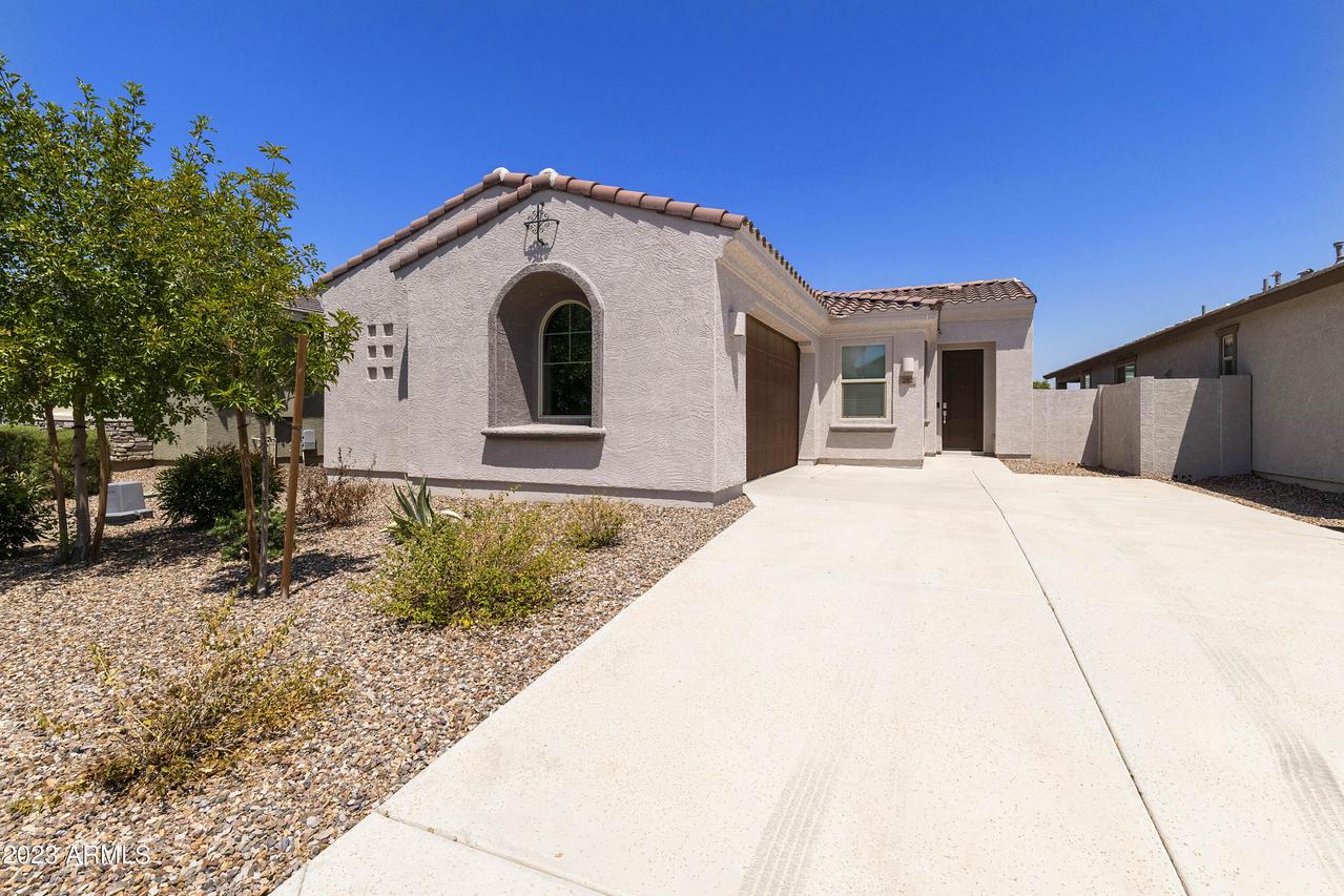 282 W Organ Pipe Dr., San Tan Valley, AZ 85140