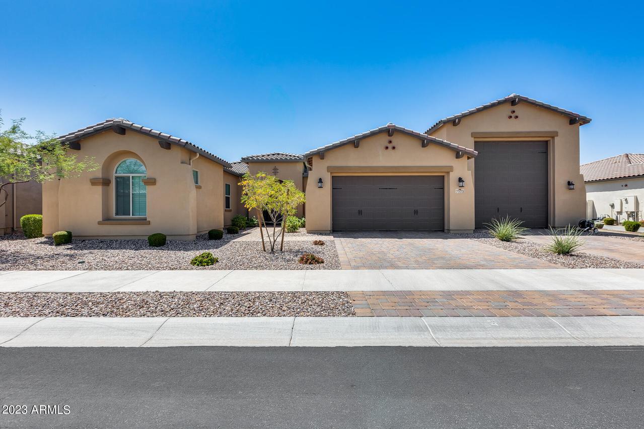 7573 W Navigator Ln., Peoria, AZ 85383