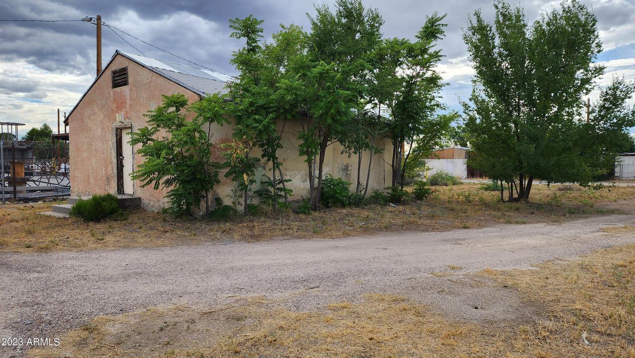 380 N Curtis Ave., Willcox, AZ 85643