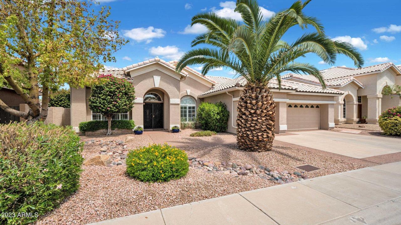 6370 W Louise Dr., Glendale, AZ 85310