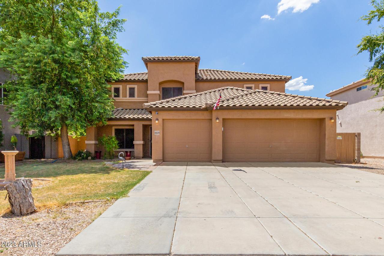 28570 N Obsidian Dr., San Tan Valley, AZ 85143