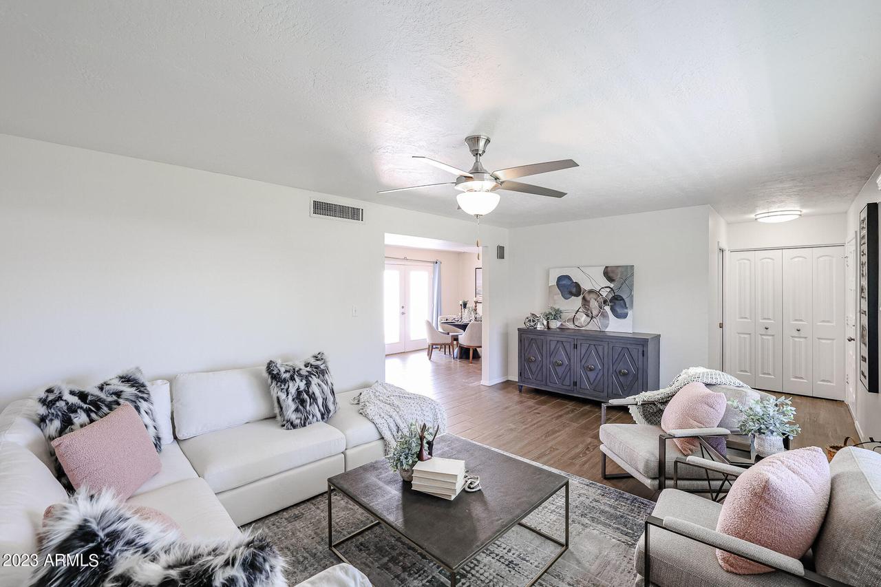 8224 E Orange Blossom Ln., Scottsdale, AZ 85250