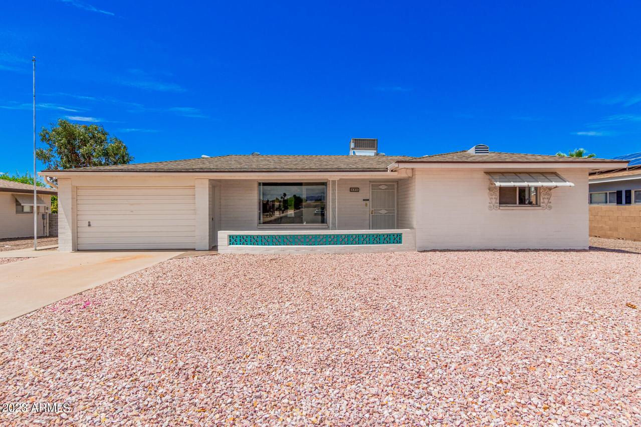 636 N 64th St., Mesa, AZ 85205