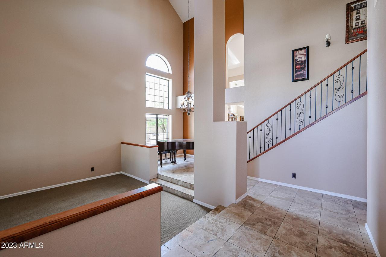 8631 S Hazelton Ln., Tempe, AZ 85284