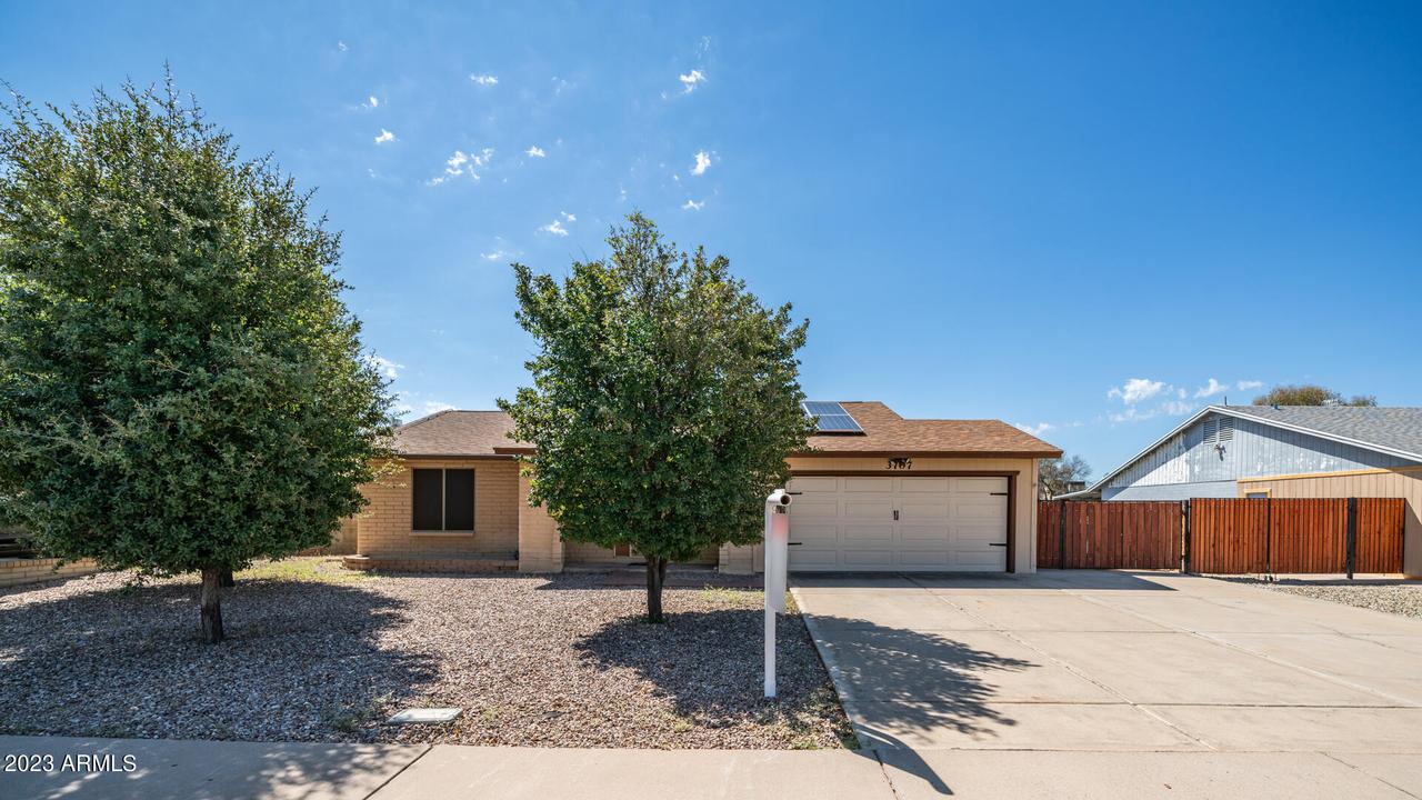 3707 W Charleston Ave., Glendale, AZ 85308