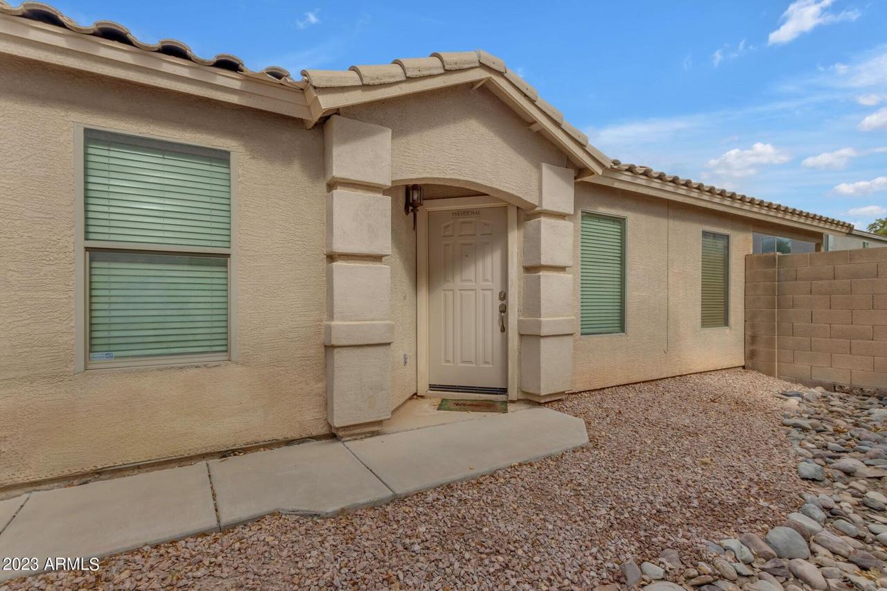 366 W Corriente Ct., San Tan Valley, AZ 85143
