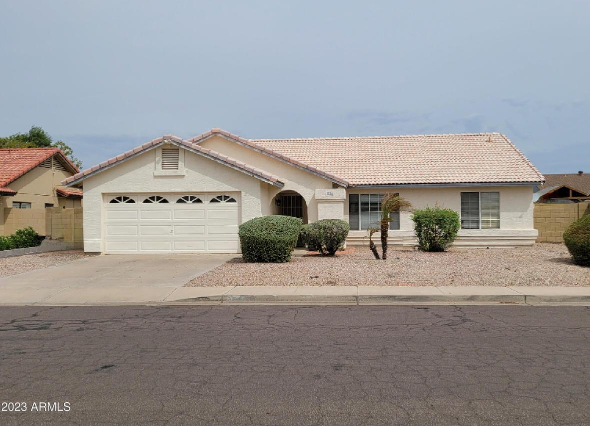 8836 W Keim Dr., Glendale, AZ 85305