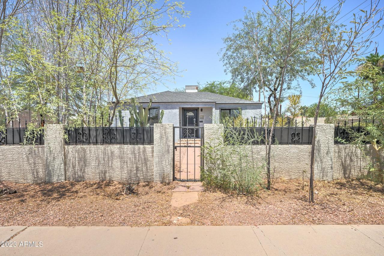 1748 E Monte Vista Rd., Phoenix, AZ 85006