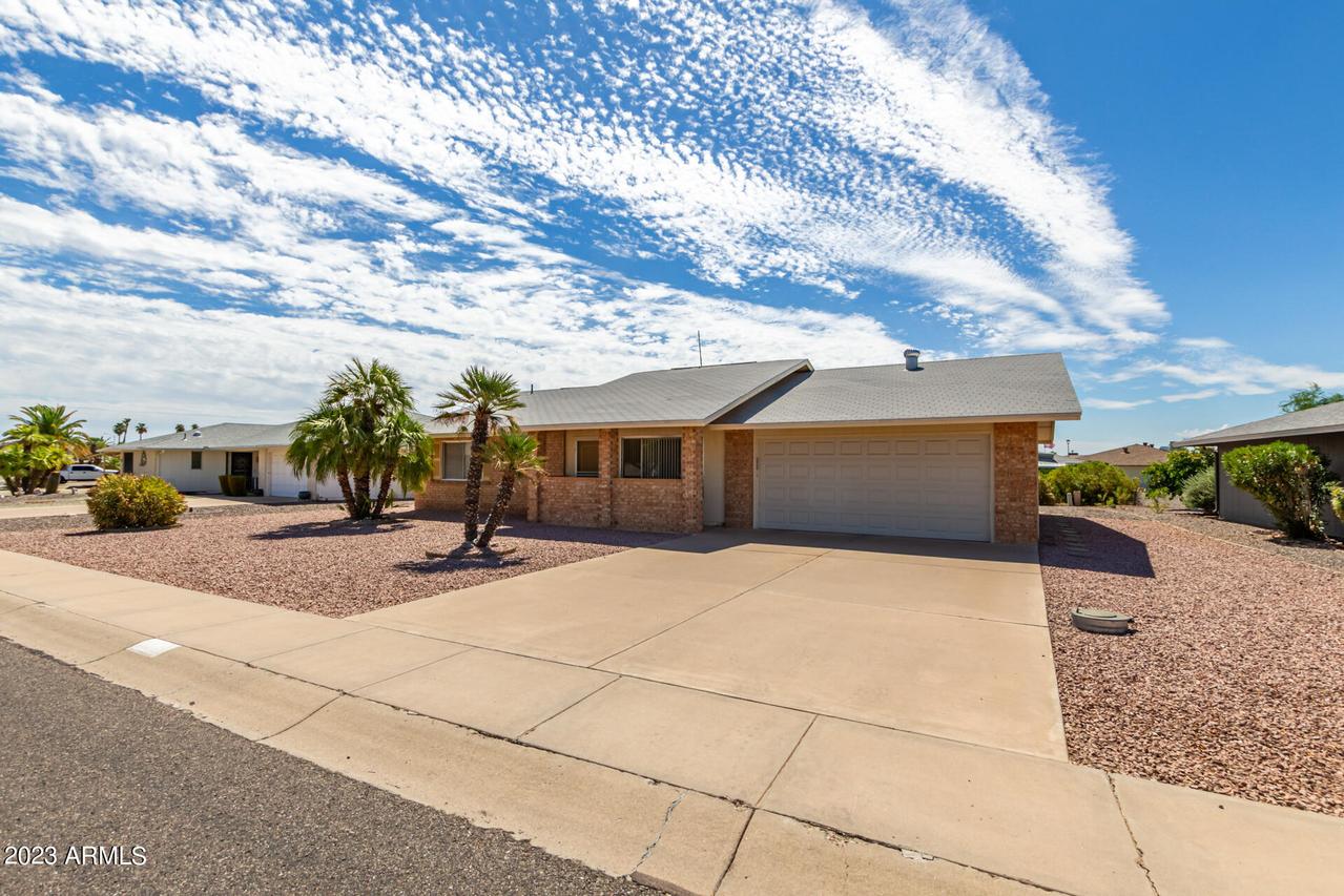 13221 W Hyacinth Dr., Sun City West, AZ 85375