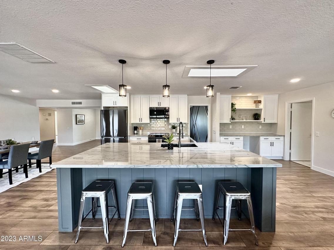 13050 W Westgate Dr., Sun City West, AZ 85375