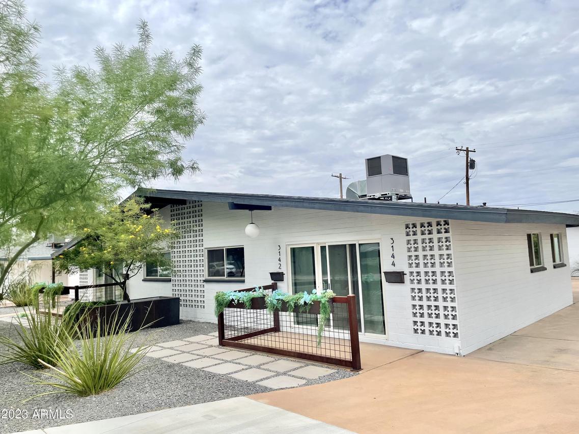 3140 E Glenrosa Ave., Phoenix, AZ 85016