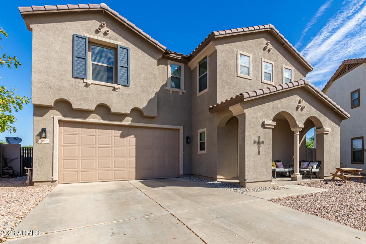 10820 W College Dr., Phoenix, AZ 85037
