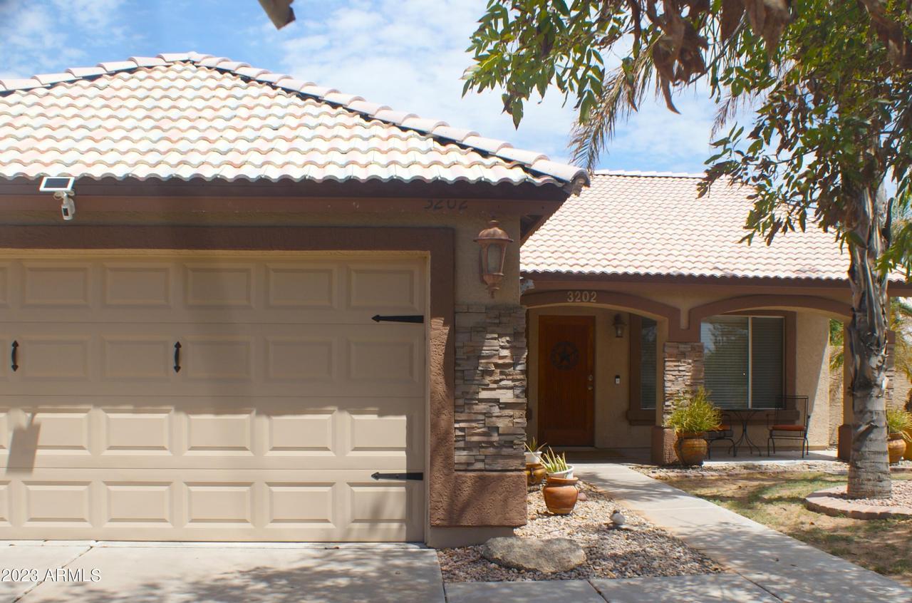 3202 E Decatur St., Mesa, AZ 85213