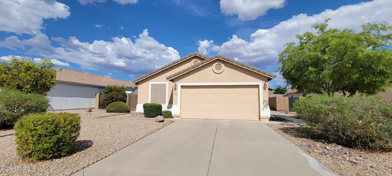 675 S Weaver Dr., Apache Junction, AZ 85220