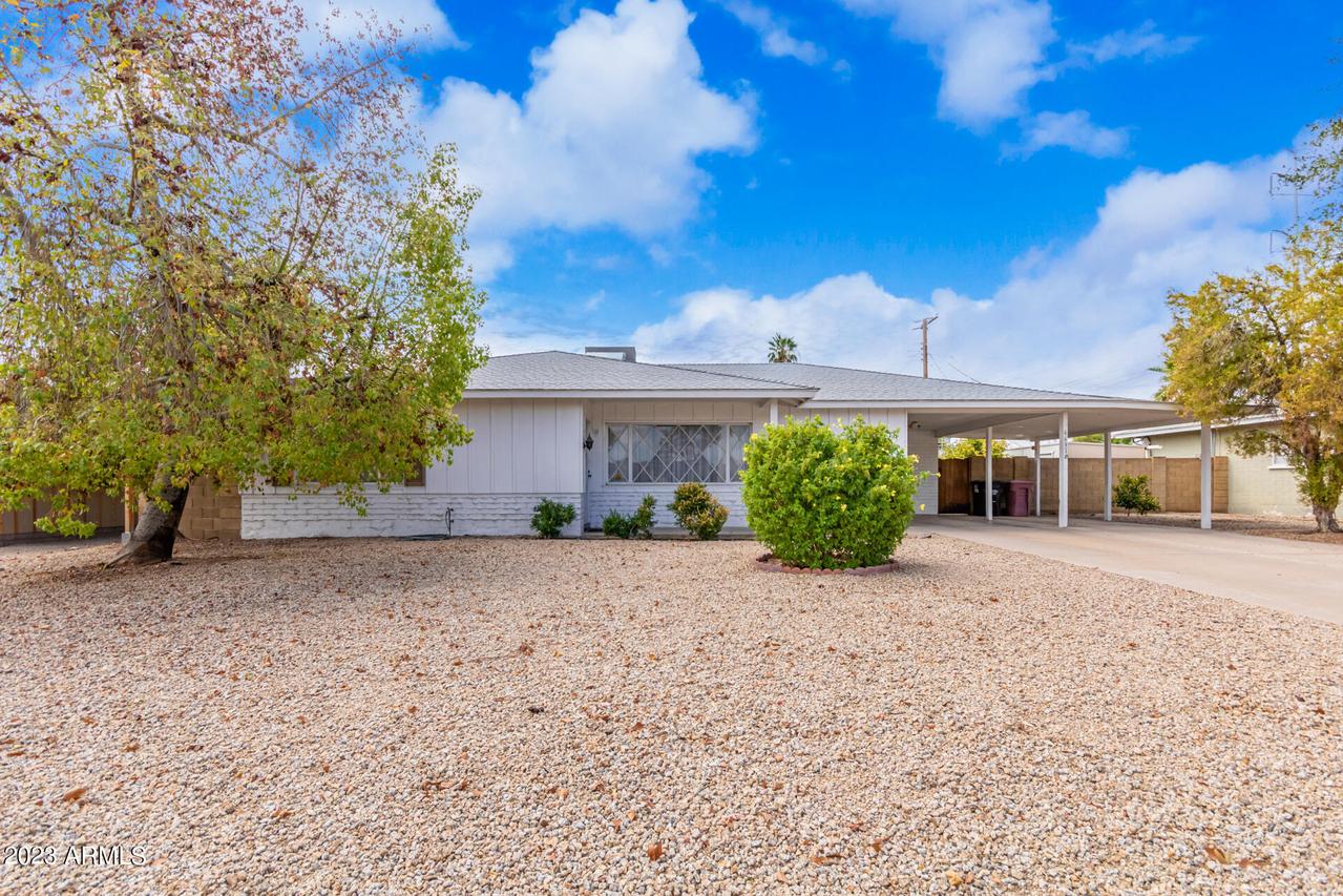 6631 E Oak St., Scottsdale, AZ 85257