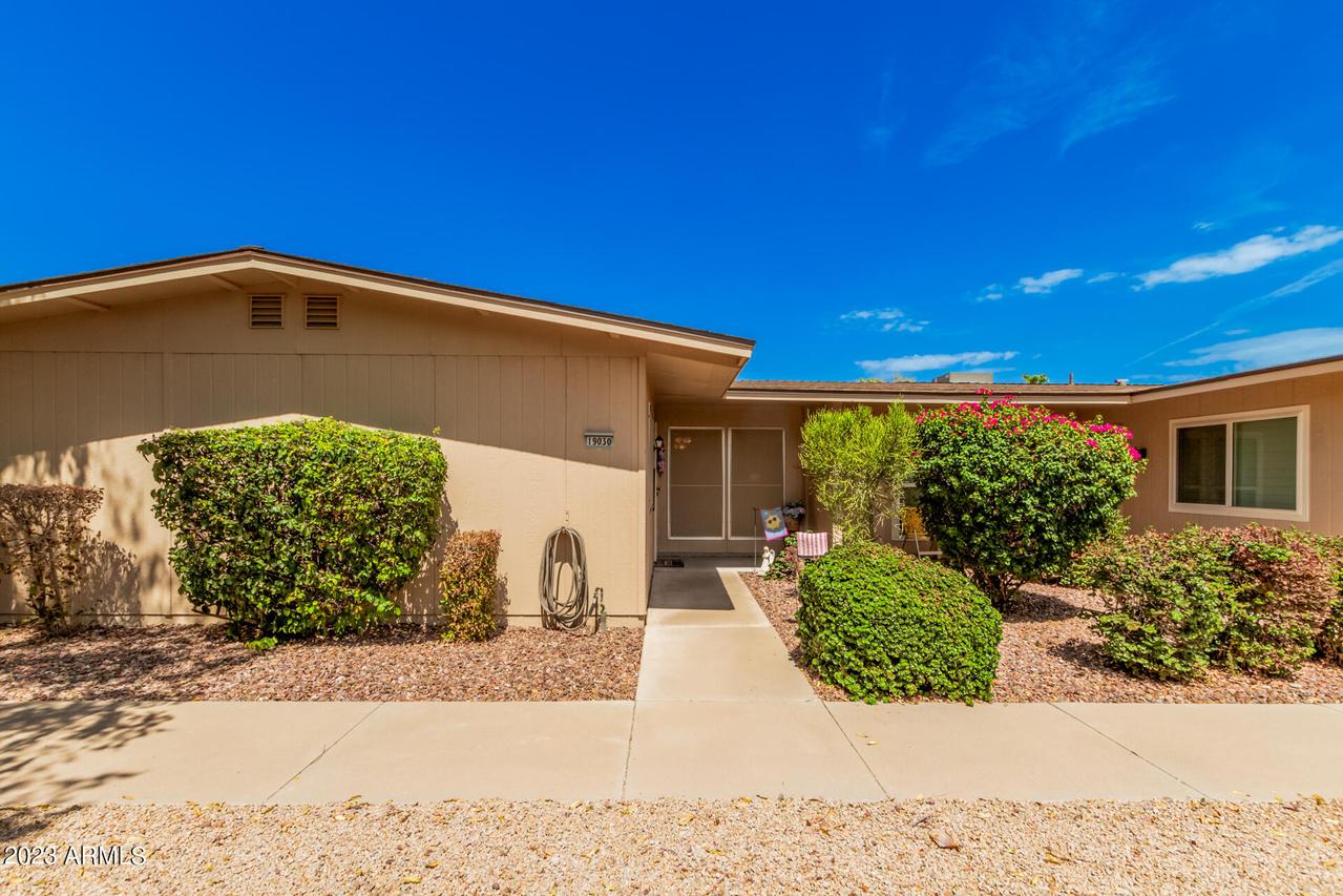 19030 N 134th Dr., Sun City West, AZ 85375