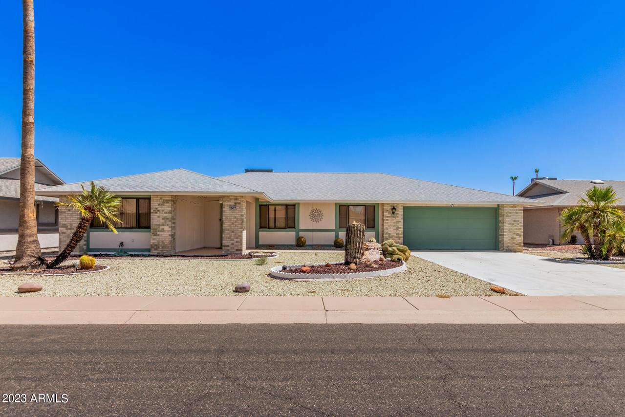 12427 W Fieldstone Dr., Sun City West, AZ 85375
