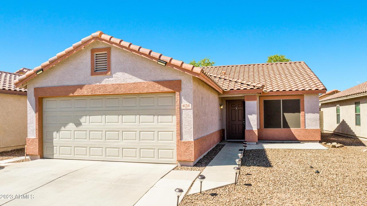 676 W Jardin Dr., Casa Grande, AZ 85122