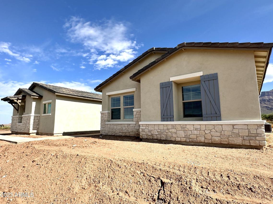 2775 S Baker Dr., Apache Junction, AZ 85119