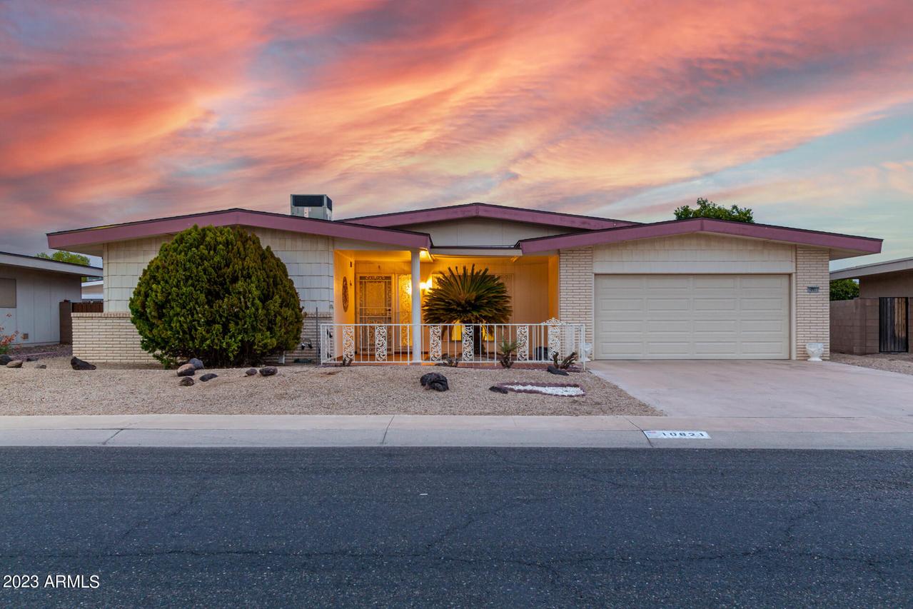 10821 W Hibiscus Dr., Sun City, AZ 85373
