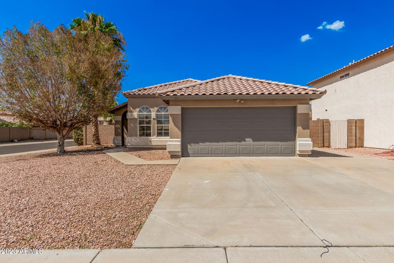 9580 W Sunnyslope Ln., Peoria, AZ 85345