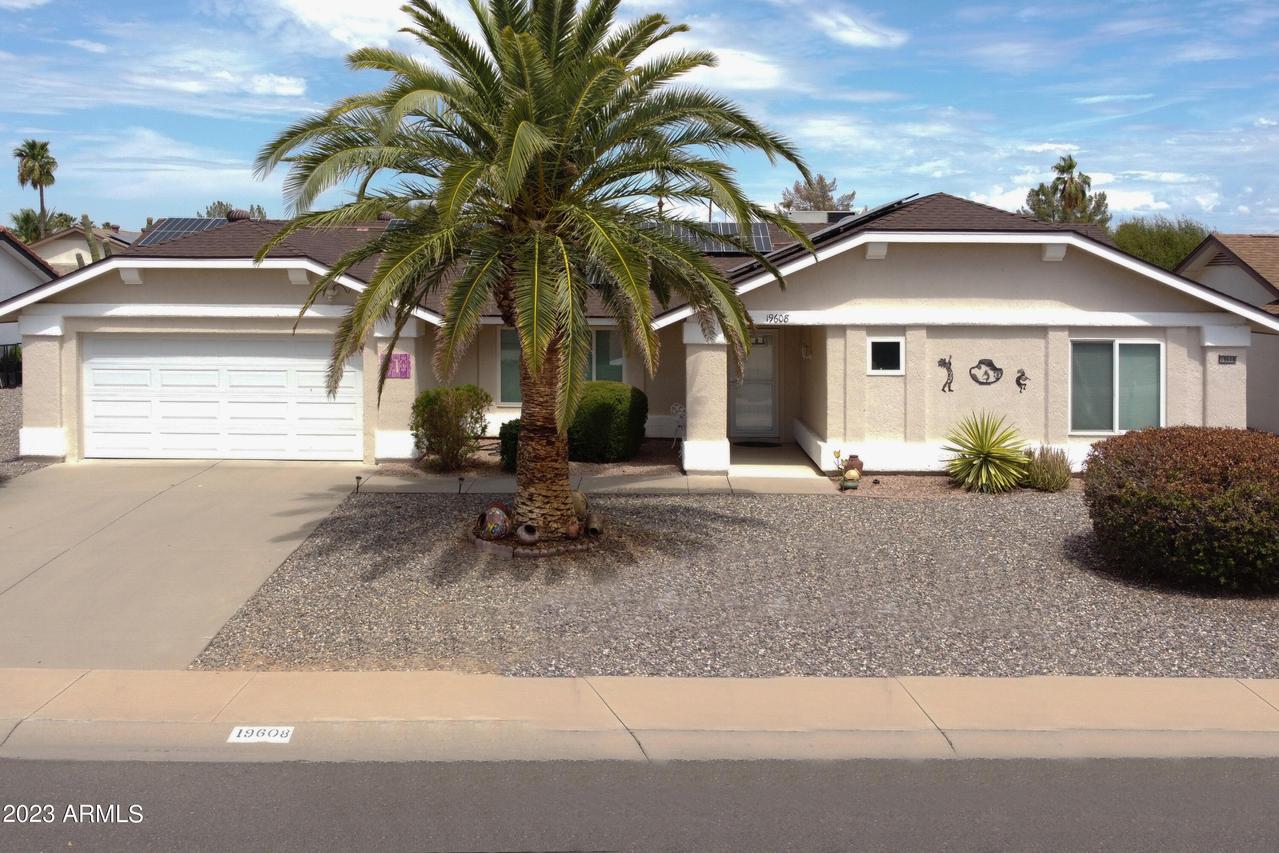 19608 N White Rock Dr., Sun City West, AZ 85375