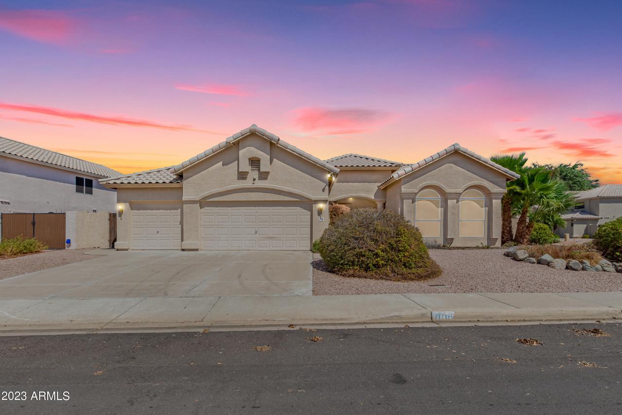 1106 W Beck Ln., Phoenix, AZ 85023