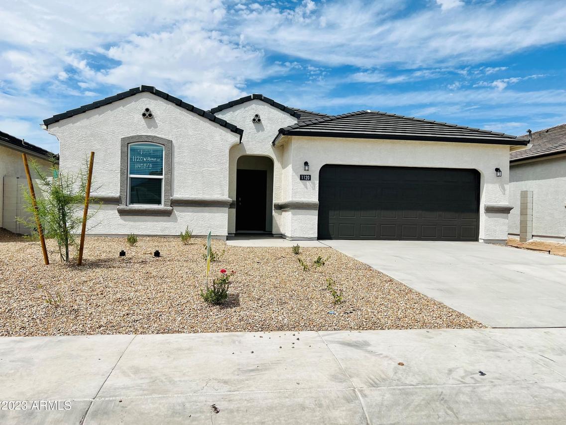 1120 W Paradise Way, Casa Grande, AZ 85122