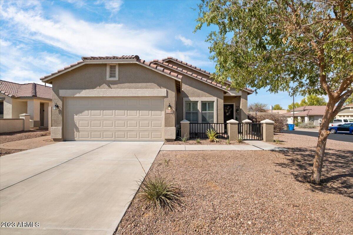 1130 E Milada Dr., Phoenix, AZ 85042