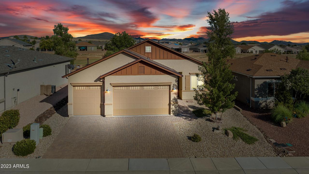 12857 E De La Cruz St., Dewey, AZ 86327