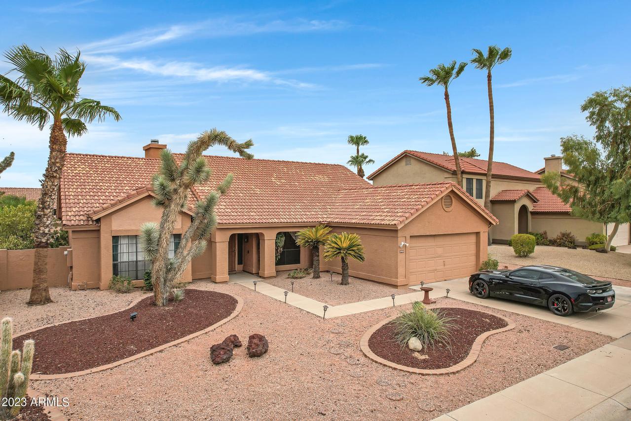 3931 E Lavender Ln., Phoenix, AZ 85044