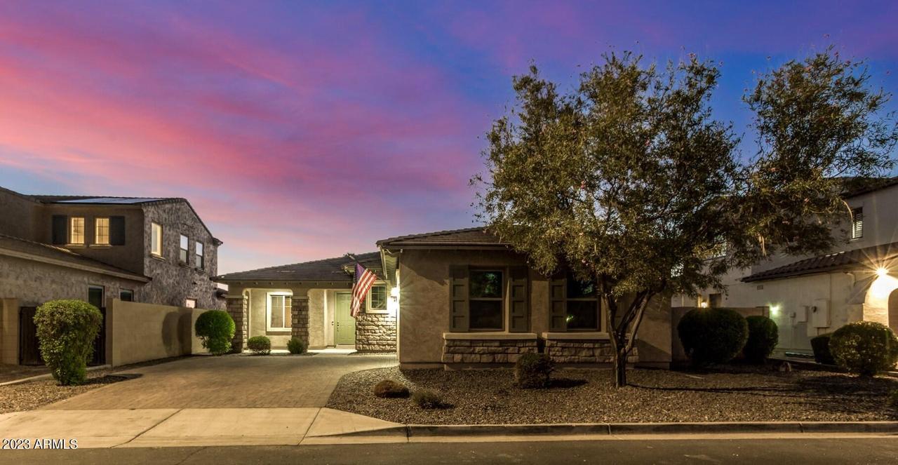1884 N 142nd Ave., Goodyear, AZ 85395