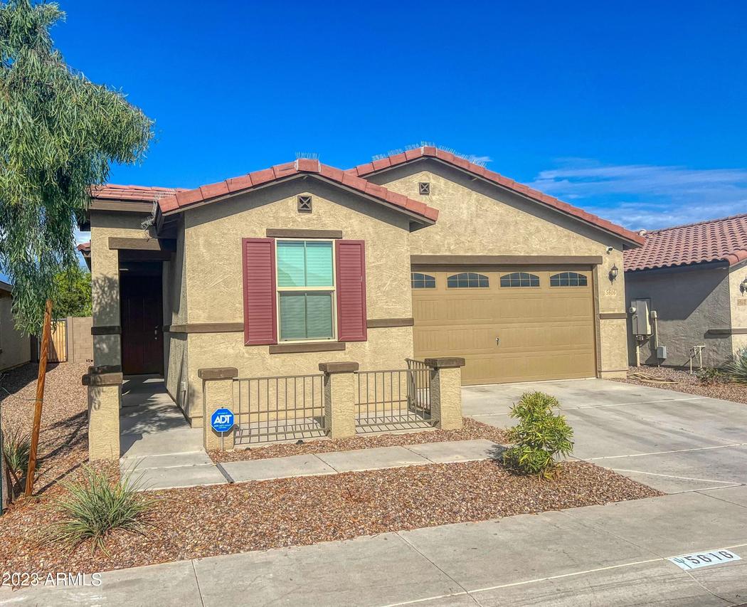 5616 S 30th Glen, Phoenix, AZ 85041