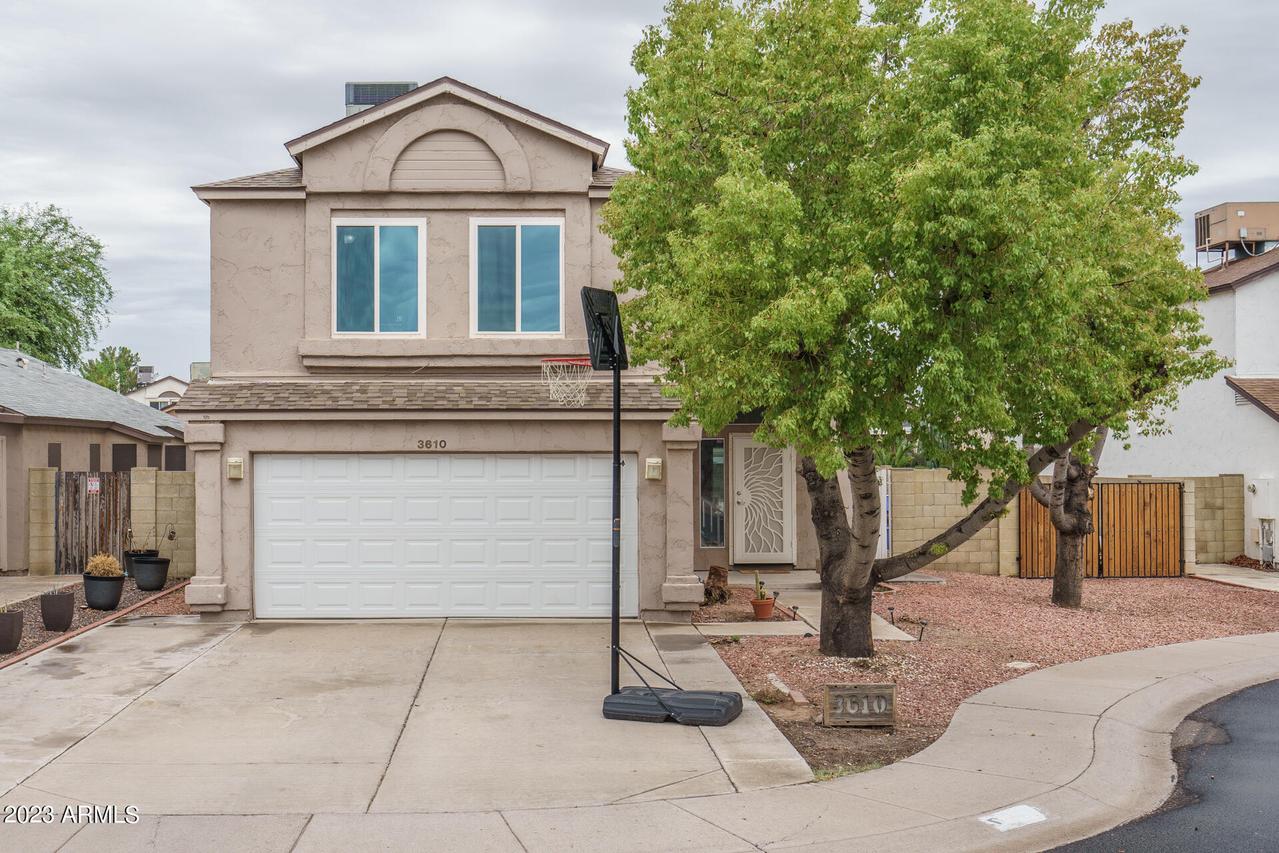 3610 W Creedance Blvd., Glendale, AZ 85310