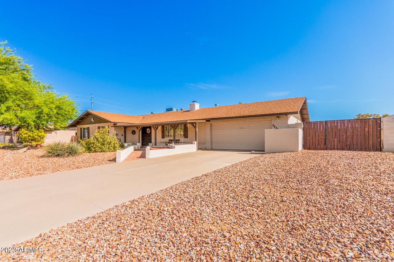 3131 E Hillery Dr., Phoenix, AZ 85032