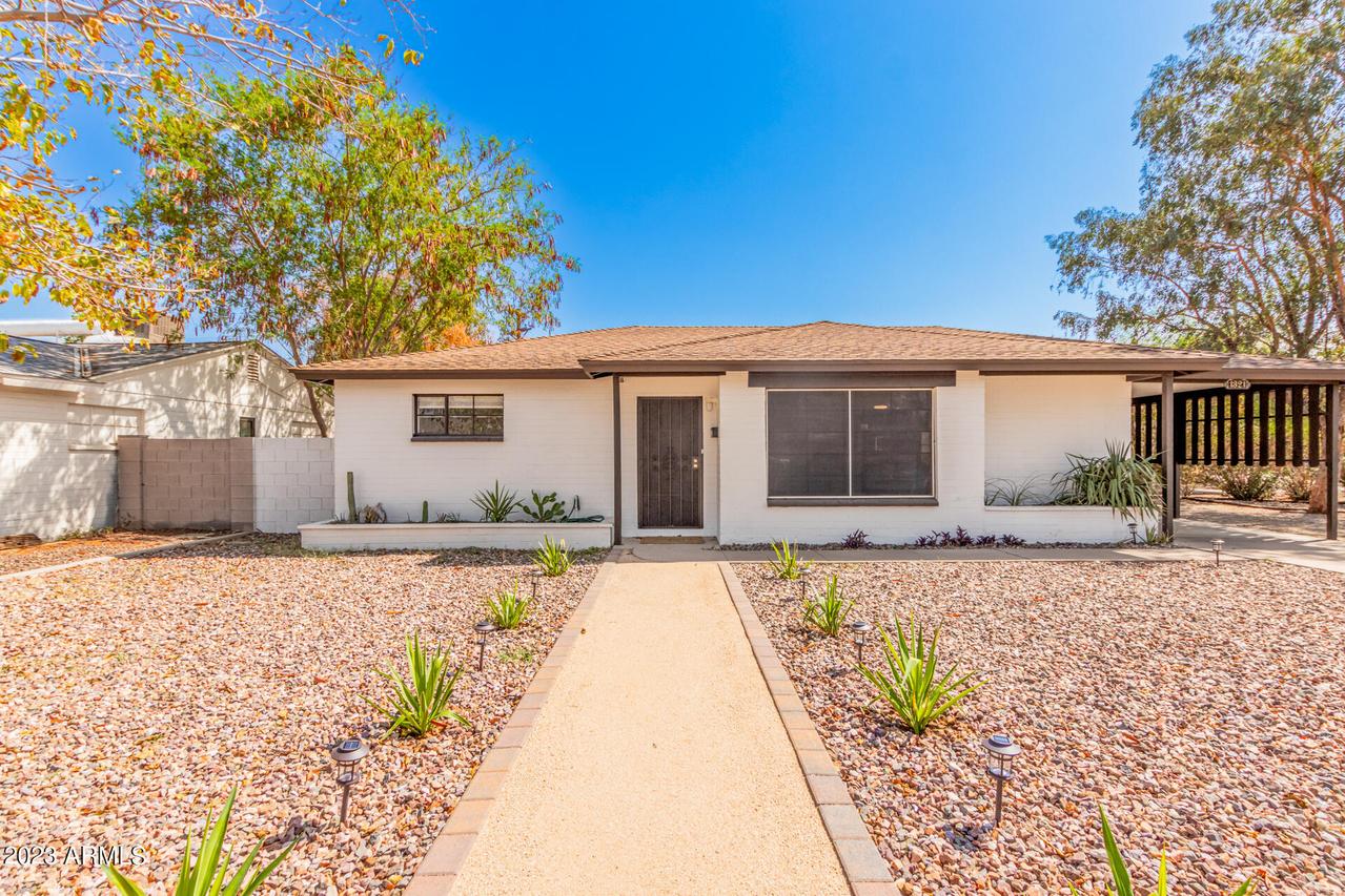 1321 W Mariposa St., Phoenix, AZ 85013
