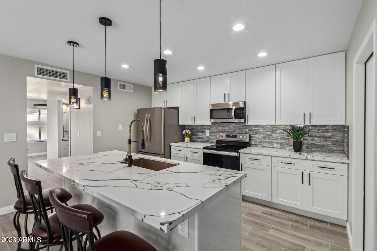 6437 W Puget Ave., Glendale, AZ 85302