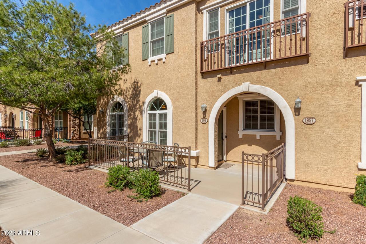 1957 E Frye Rd. #102, Gilbert, AZ 85295