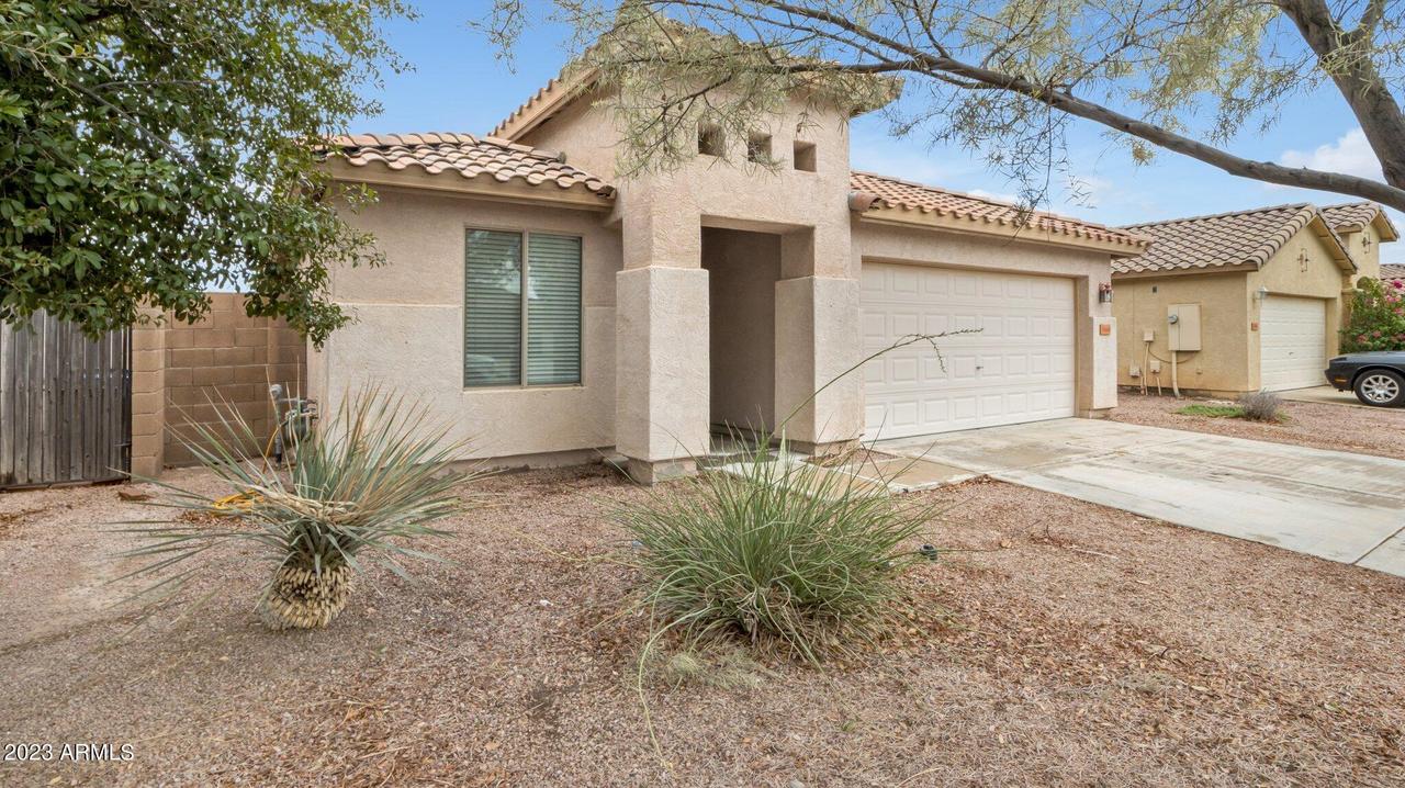 35448 N Shorthorn Tr., Queen Creek, AZ 85243