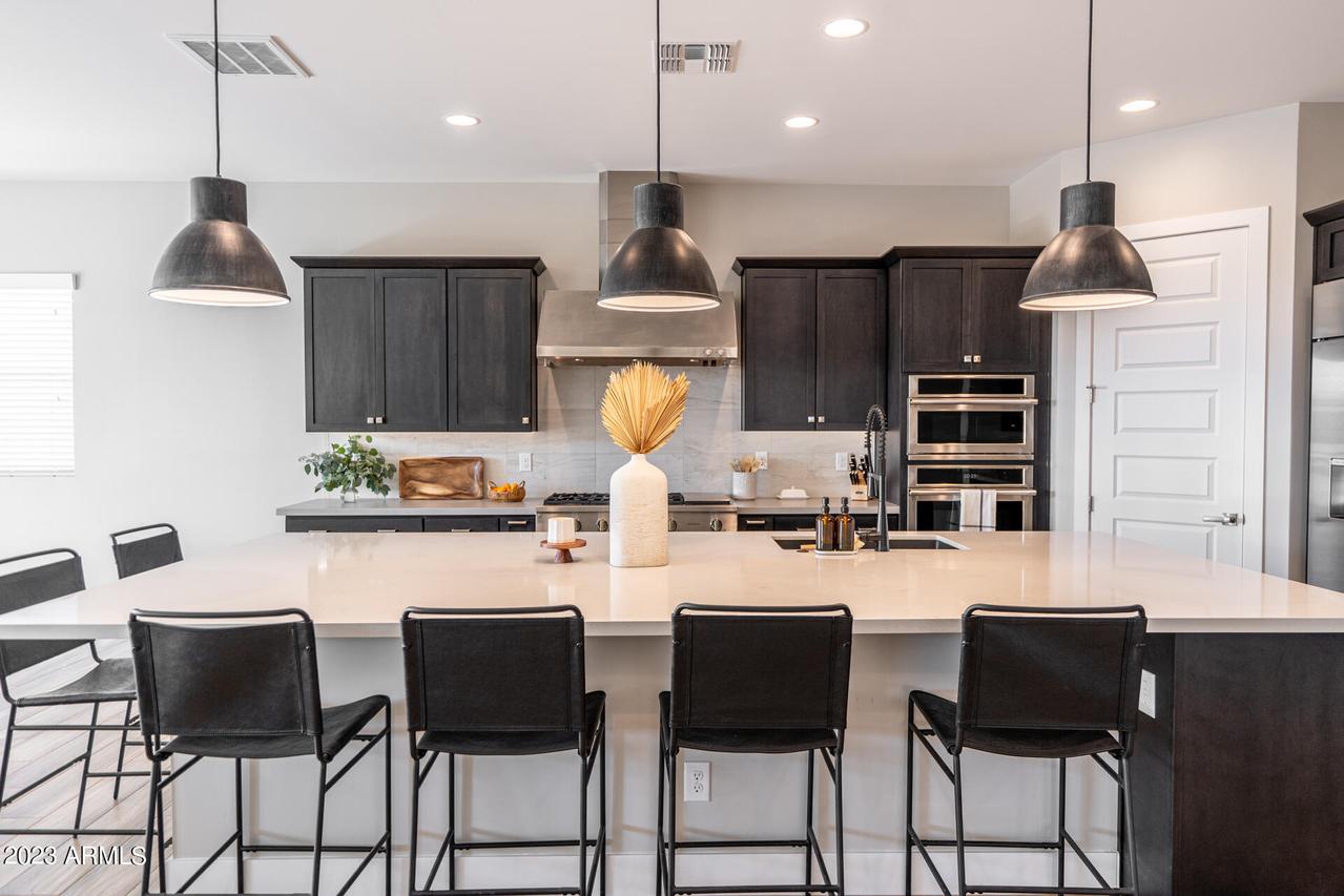 2037 E Fallen Leaf Ln., Phoenix, AZ 85024